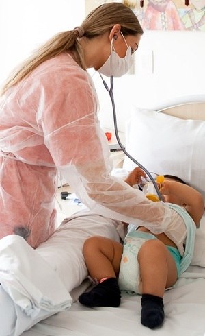 Infecção respiratória em bebês é causada por vírus VSR