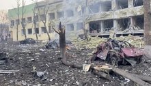 Bombardeios atingem mesquita que abrigava civis e centro de tratamento de câncer na Ucrânia