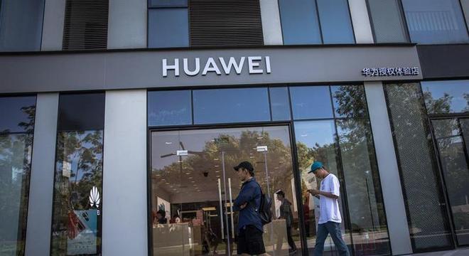 Google permitirá acesso da Huawei ao Google Play, mas não a atualizações
