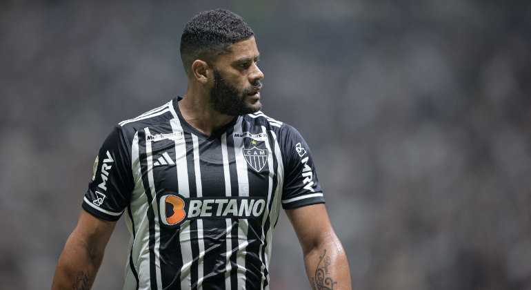 15º Atlético-MGA parte da frente da camisa do Galo rende, no mínimo, R$ 17 milhões ao clube. Os três patrocínios que ficam na parte de trás mantém sigilo do valor