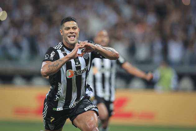 Hulk comemora o gol de pênalti do Atlético-MG sobre o Palmeiras na Libertadores