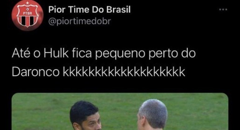 Doentes por Futebol JÁ!) TEZZI (yDoentesPFutebol Hulk simplesmente  espantado após Daronco informar que manda 15 ovos e um potão de whey pela  manhã. FANATICS TCL - iFunny Brazil