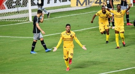 Humberto fez o gol do Madureira no jogo