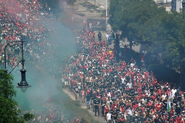 Eurocopa: veja as melhores imagens dos jogos deste sábado - Fotos