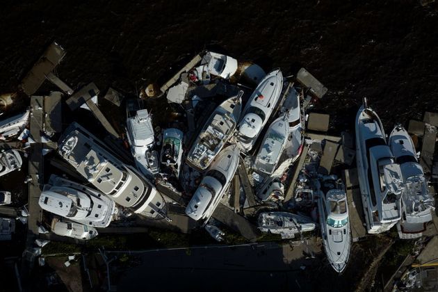 Mais barcos destruídos em Fort Myers