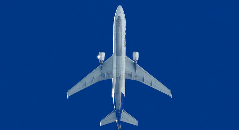 IATA: Transporte aéreo de carga termina 2022 próximo dos níveis pré-pandemia