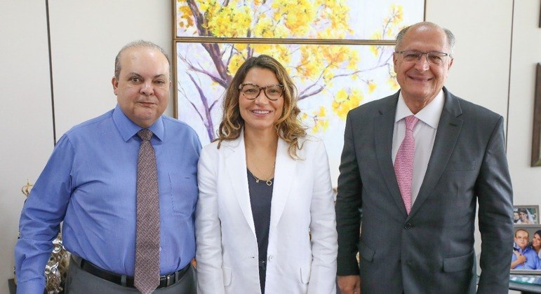 Ibaneis Rocha, Janja da Silva e Geraldo Alckmin no Palácio do Buriti, sede do Governo do DF