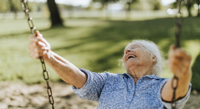 Na metade da vida, existe uma 'quebra de expectativas' 