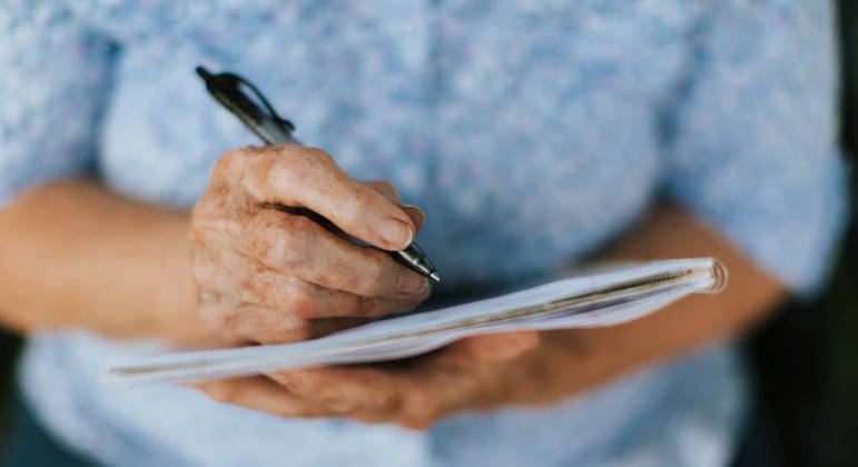 Comissão aprova cota em universidades federais para idosos – Notícias