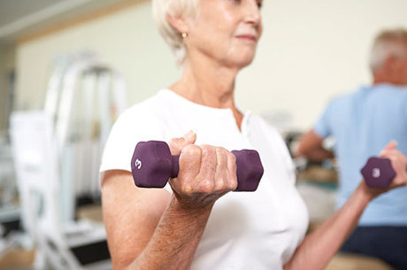 ExercÃ­cios de forÃ§a ajudam em atividades cotidianas 