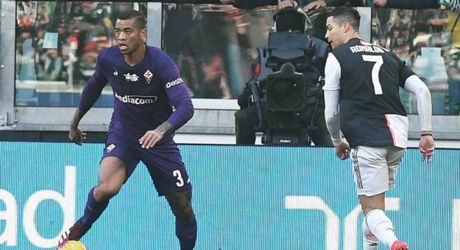 Igor teve que marcar Cristiano Ronaldo logo na estreia pela Fiorentina