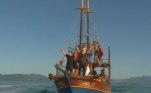 O elenco da Ilha Record chegou com tudo! Eles aproveitaram um passeio de barco para se conhecer melhor e admirar o lindo cenário do reality show 