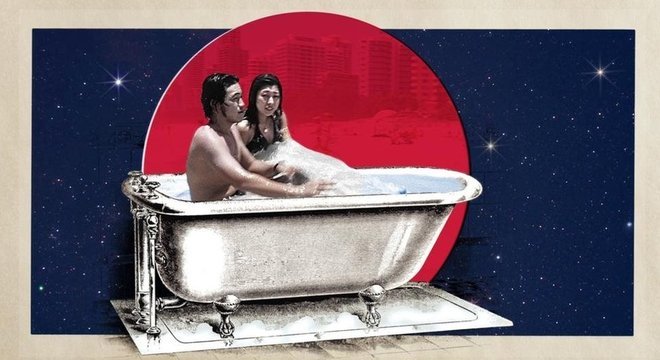 Um banho noturno, como é comum no Japão, pode ajudar a relaxar antes de dormir 