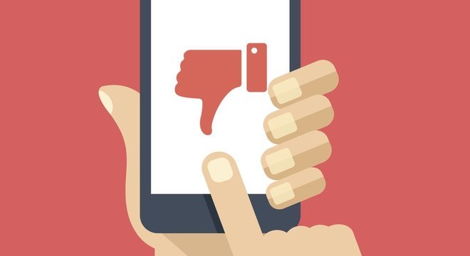 O app do Facebook j&aacute; vem instalado por padr&atilde;o em alguns dispositivos