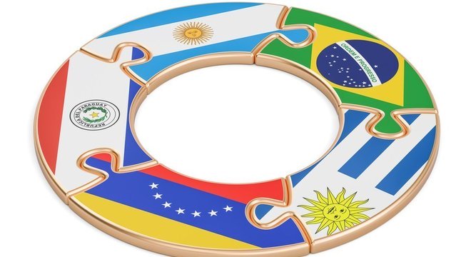  'Que um dos países do bloco diga que não dará prioridade ao Mercosul é algo tão sério que deve ser dito pelo máximo escalão do país e das Relações Exteriores', diz Peña