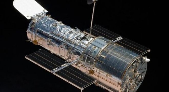 A outra equipe de cientistas estudou as ondas ultravioletas do cometa com o telescópio espacial Hubble
