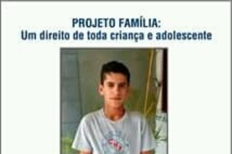 Casal em SP ainda guarda a foto de José, que viu na rede social, e espera obter guarda definitiva do menino