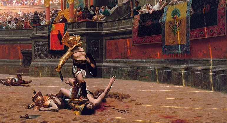 Apesar da vida insalubre, os gladiadores eram verdadeiros pop stars da época. Tanto que os fluidos corpóreos dos melhores eram amplamente comercializados pelo império. As patrícias (mulheres da aristocracia romana), por exemplo, pagavam caro pelo suor desses guerreiros, para misturar a cremes faciais ou em perfumes (?!)