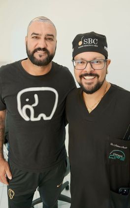 Ex-jogador de futebol e campeão mundial pelo Corinthians, Danilo — que atualmente é técnico do time sub-20 do Timão —, também passou pelo tratamento recentemente