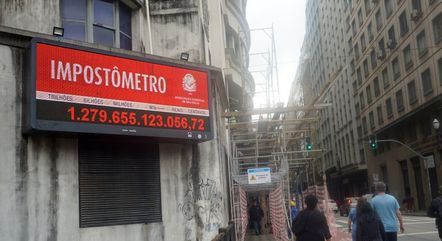 Vista do Impostômetro da Associação Comercial de SP