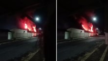 Incêndios criminosos destroem motos de patrulhamentos e estoque de remédios no RN