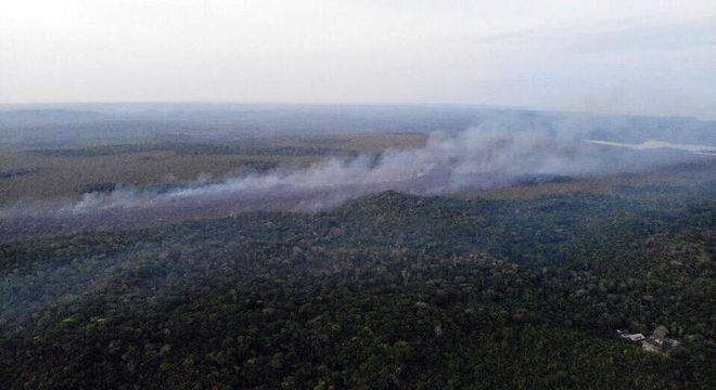 Prefeito de Santárem diz que incêndios foram provocados por grileiros e policiais 