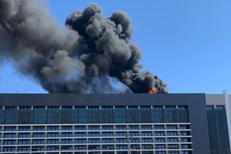 Incêndio é controlado no Hospital Santa Luzia, em Brasília