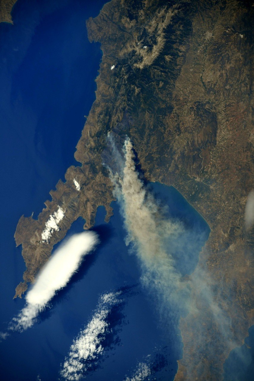 Incêndios na Grécia sob a perspectiva da ISS