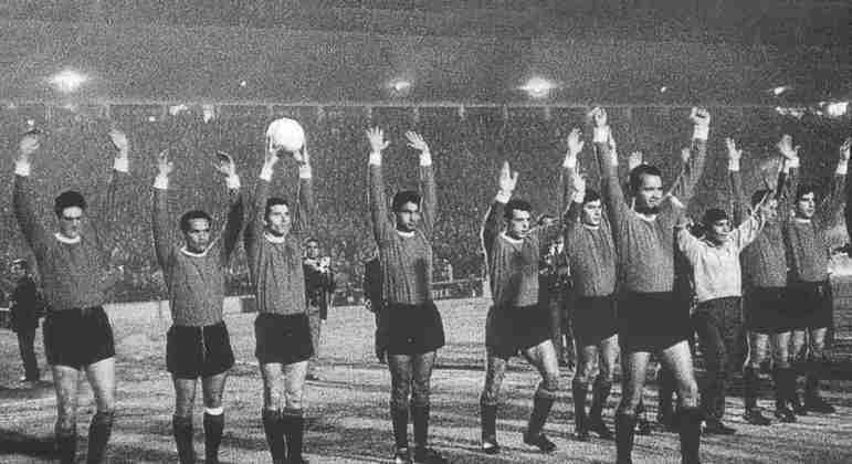 Independiente - ARG (sete títulos): 1964, (foto) 1965, 1972, 1973, 1974, 1975 e 1984