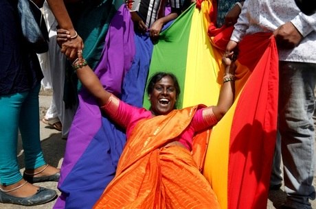 Resultado de imagem para Corte da Índia   descriminaliza a   homossexualidade
