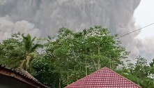 Erupção de vulcão na Indonésia faz milhares abandonarem suas casas