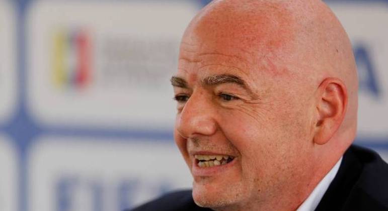 Gianni Infantino, presidente da Fifa, confirmou que Mundial de Clubes será nos Emirados Árabes Unidos