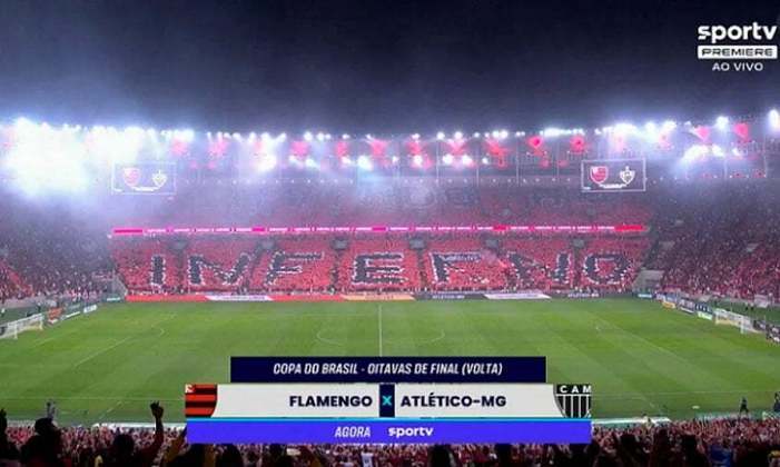 Infepno? Em 2022, antes da partida contra o Atlético-MG, a torcida do Flamengo tentou escrever a  frase 
