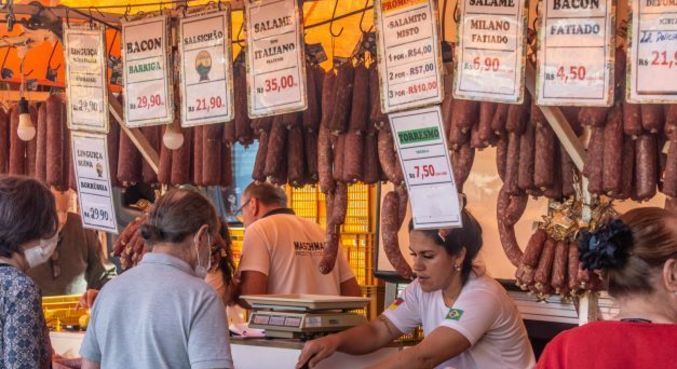 O acumulado deste ano, de janeiro a agosto, chegou a 4,4%