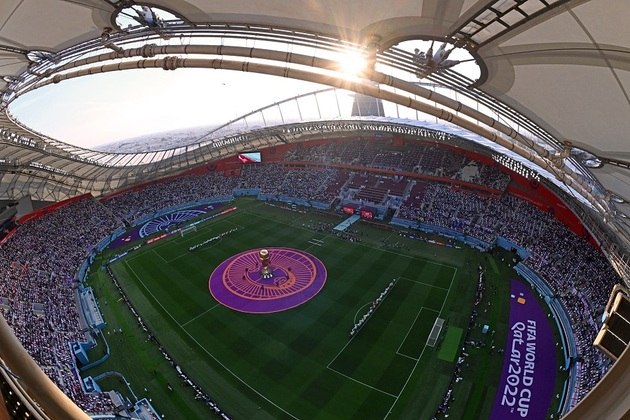 Vista aérea do estádio Khalifa International, palco de Inglaterra x Irã