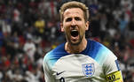 Harry Kane comemora o gol de empate da Inglaterra contra a França