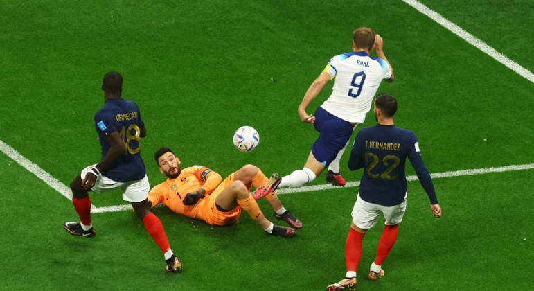 Lloris faz grande defesa em chute de Kane e impede empate da Inglaterra
