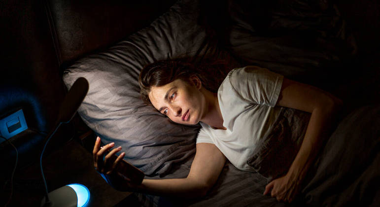 Insônia envolve dificuldade de adormecer, manter o sono ou despertar muito mais cedo