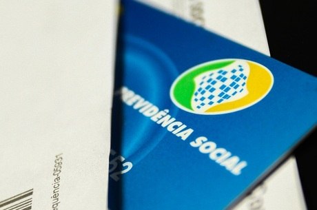 Trabalhador pode tirar dúvidas pelo número 135