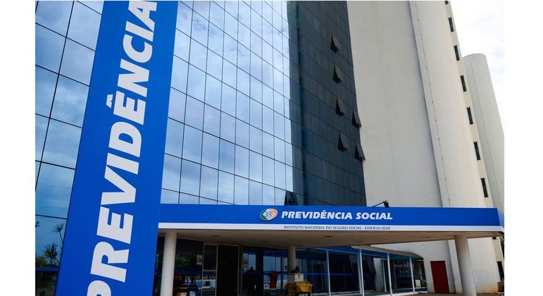 Facultativo também pode manter a qualidade de segurado por um período