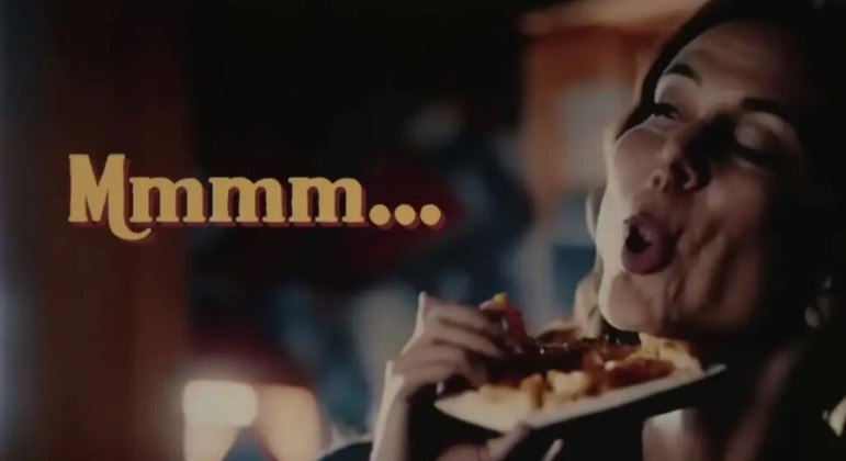 Comeria essa pizza e ficaria com esse rosto?