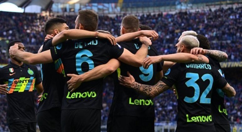 Inter, festa no Meazza pelo triunfo tranquilo sobre o Verona