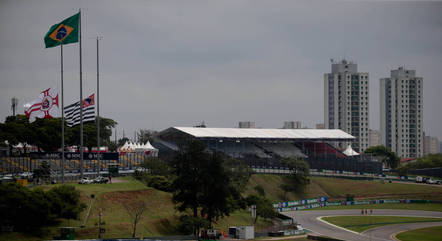 Veja as fotos do treino classificatório da Fórmula 1 2023 em Interlagos -  Gazeta Esportiva