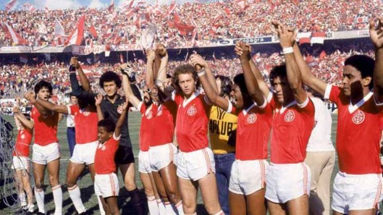 Internacional (3 títulos) - Campeonato Brasileiro: 1975, 1976 e 1979 (foto).