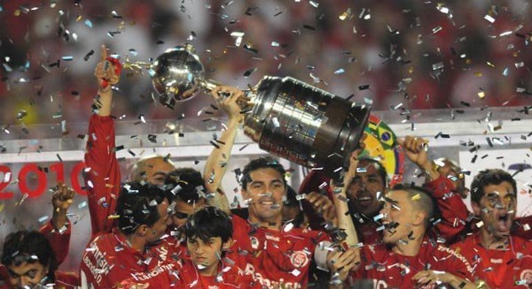 Internacional (dois títulos): 2006 e 2010 (foto)