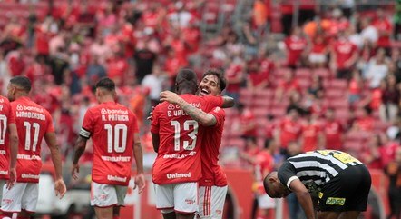 Santos foi presa fácil para o Internacional no Beira-Rio