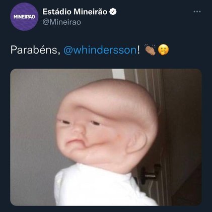 Internautas fazem memes com Whindersson Nunes x Popó no Fight Music Show.