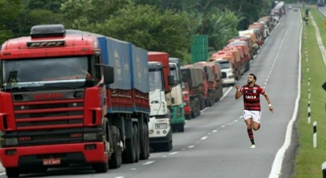 Internautas fazem piadas com greve dos caminhoneiros