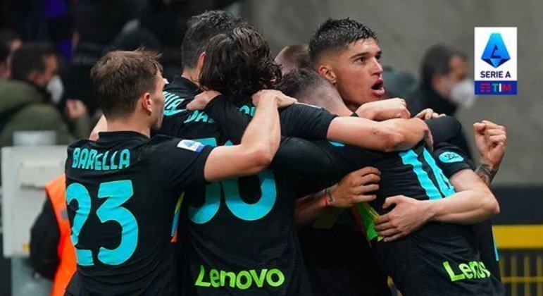 Inter 3 a 2 Napoli