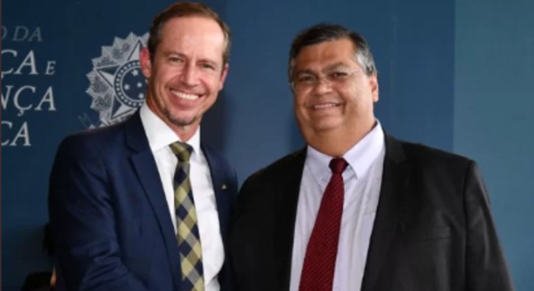 Interventor federal Ricardo Cappelli e ministro da Justiça, Flávio Dino